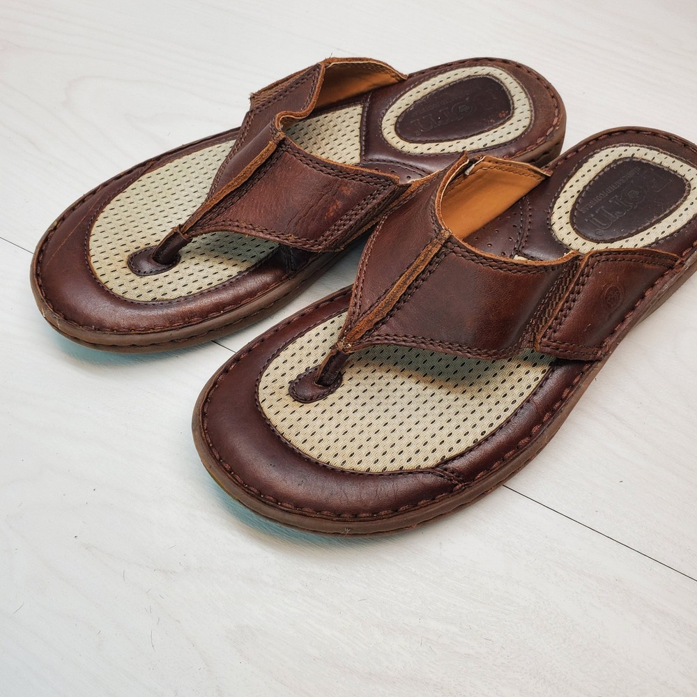 Born Mens Brown Leather Thong Sandals Flip Flops Size 9M Gorpcore Resortwear